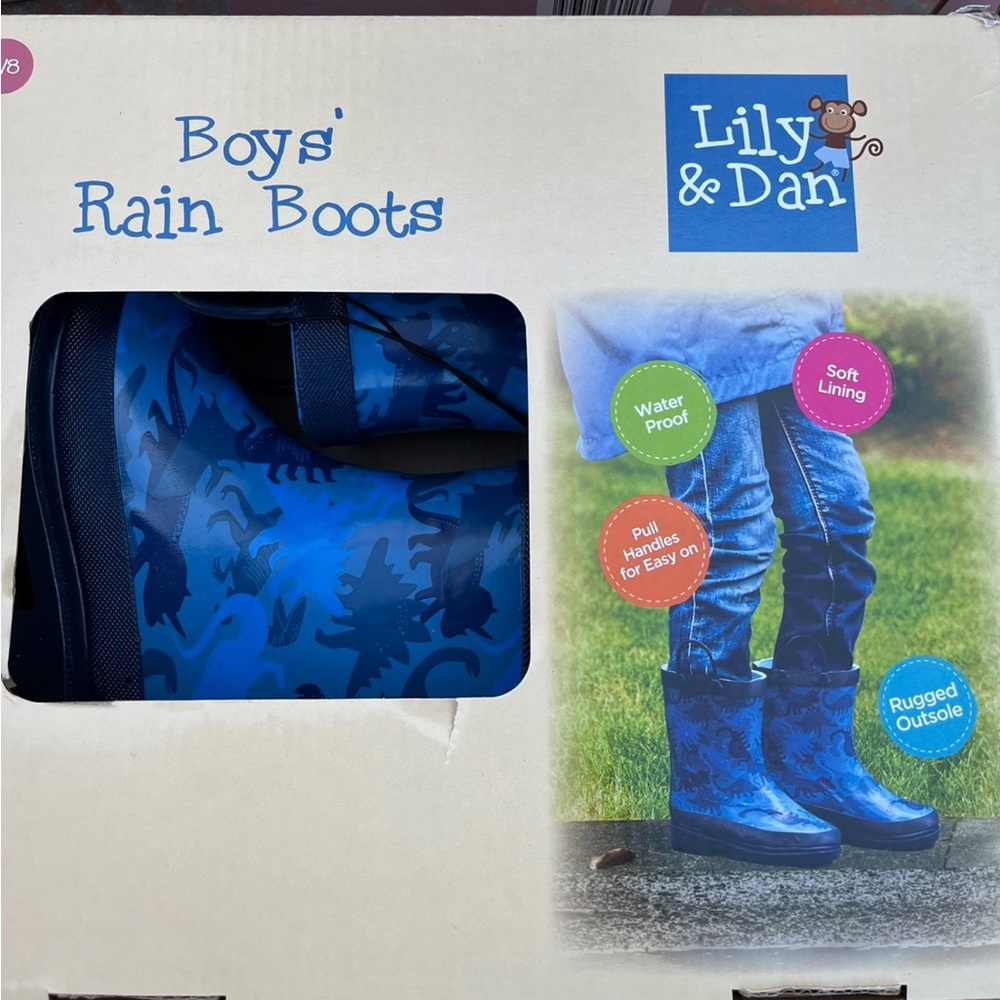 Lilly & Dan rain boots with dinosaurs